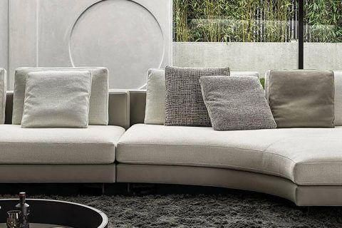 Where Curvature Meets Linear: The Modular Minotti Daniels Sofa