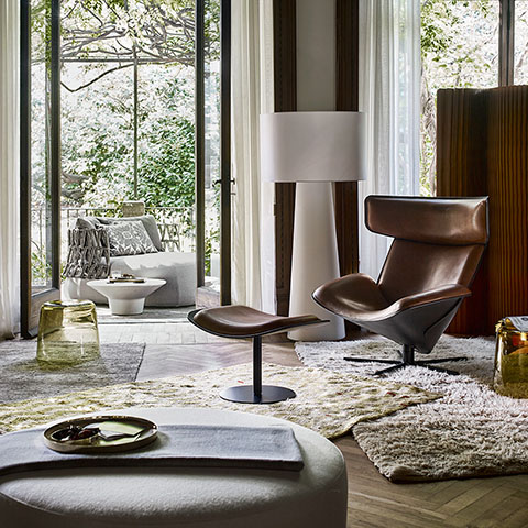 modern living room featuring a b&b italia harry large ottoman