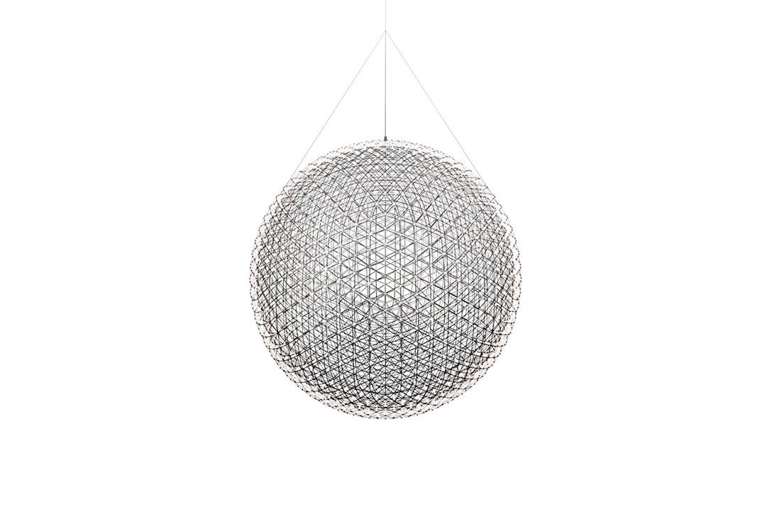 moooi raimond r199 pendant light on a white background