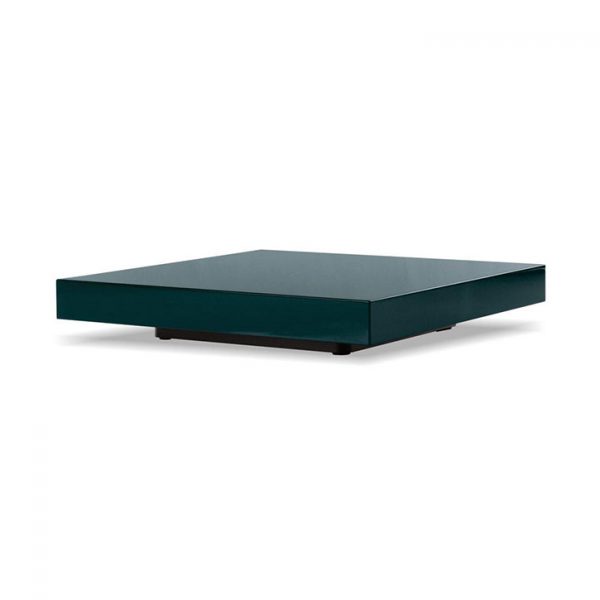 minotti ritter coffee table on a white background