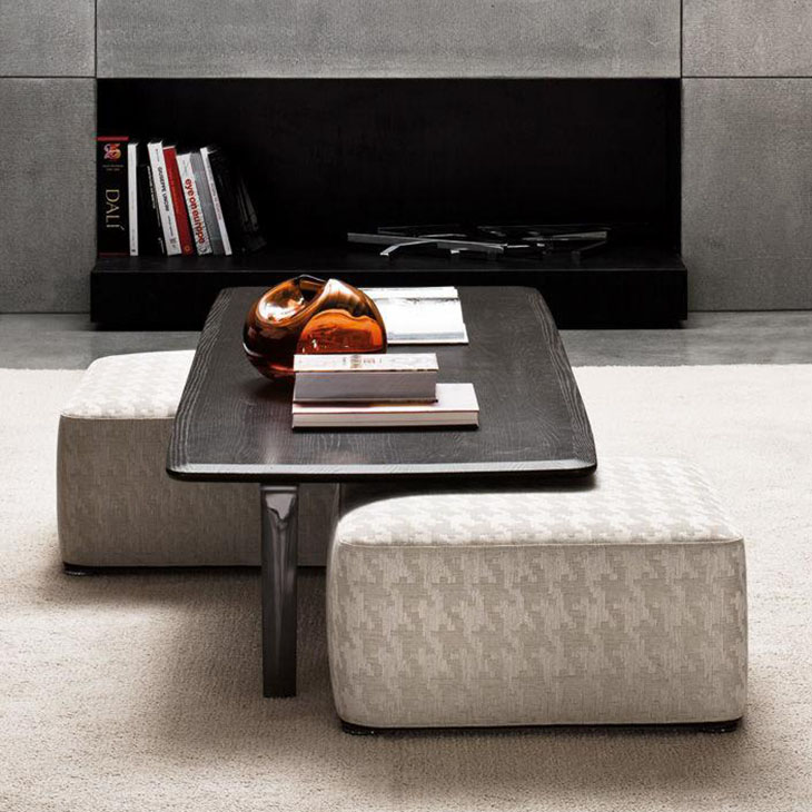 minotti davis pouf in situ