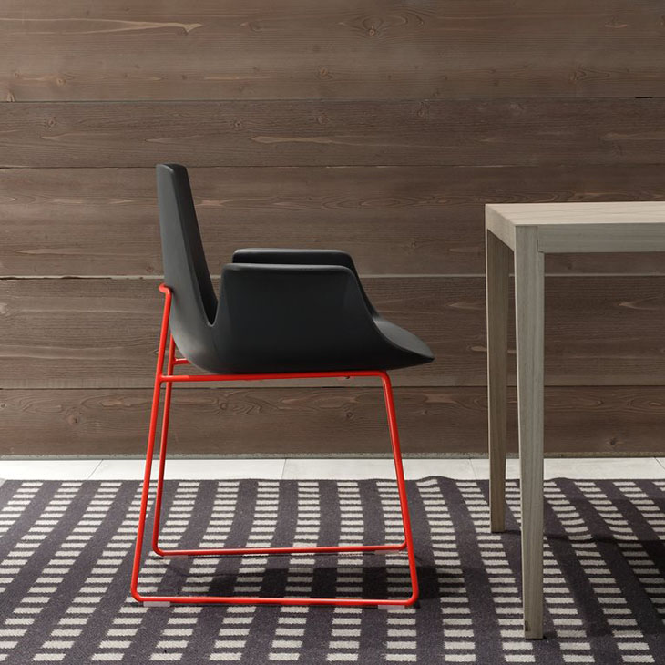 poliform ventura dining arm chair in situ