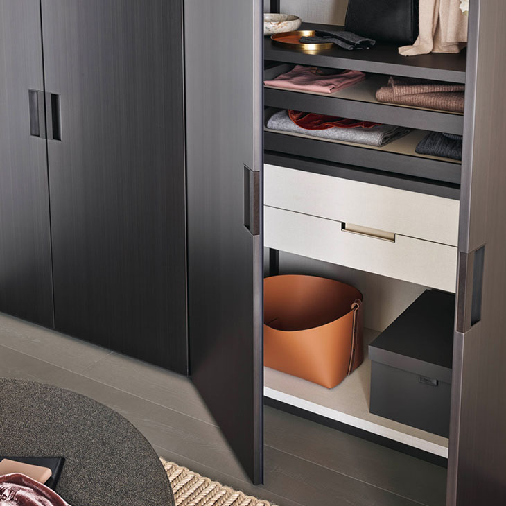 poliform senzafine wardrobe in situ