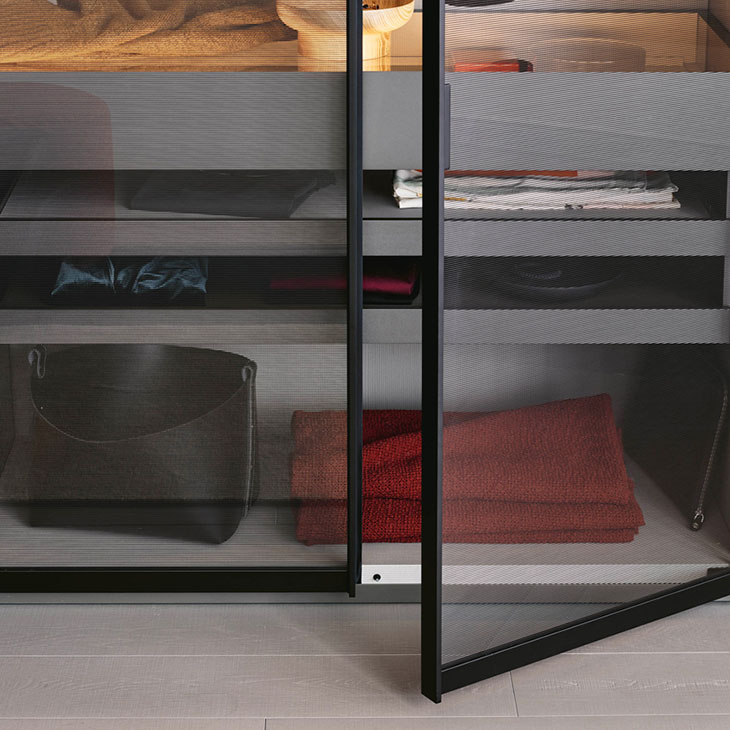poliform senzafine wardrobe in situ