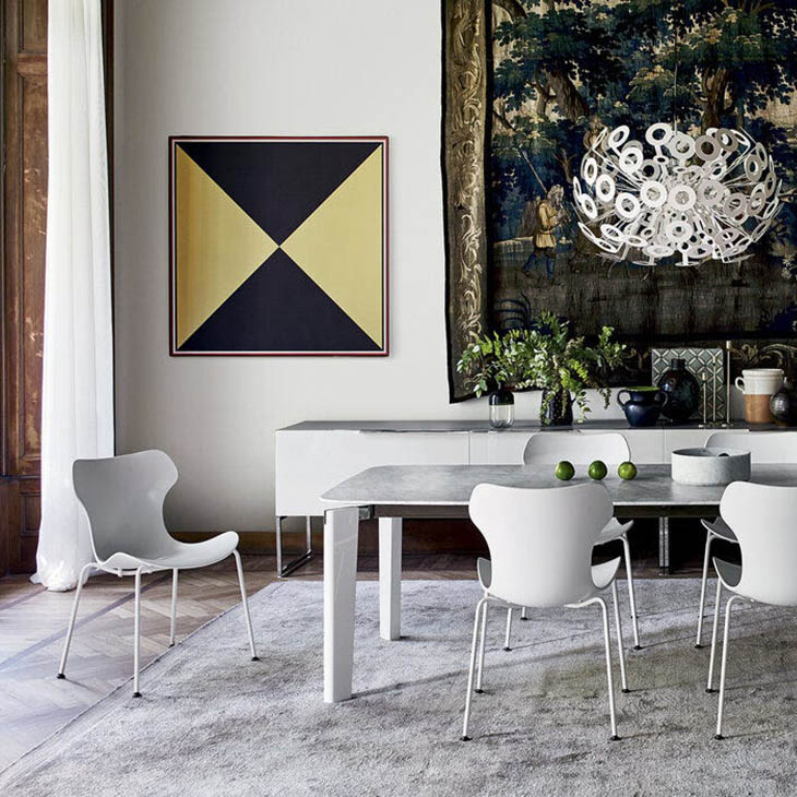 b&b italia papilio shell chairs in situ