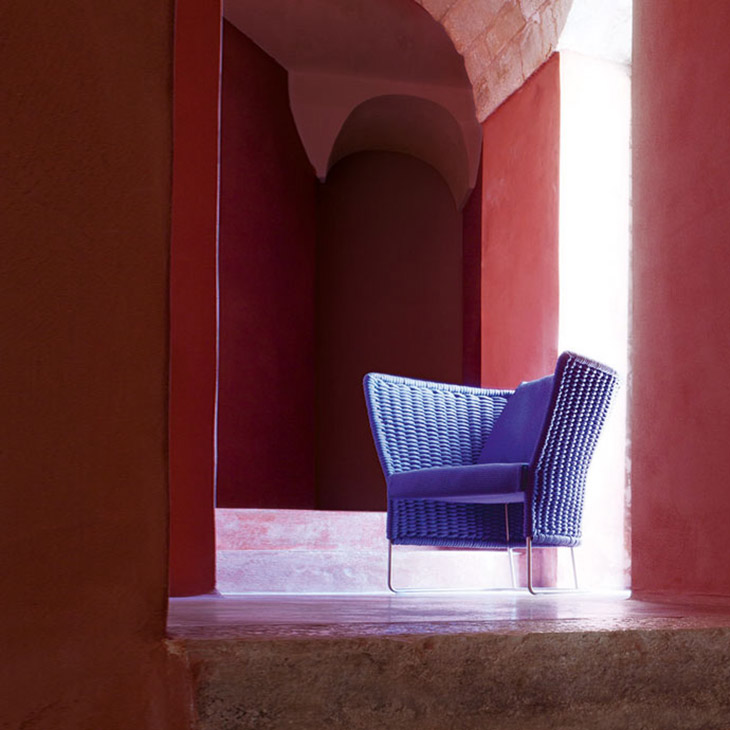 paola lenti ami outdoor armchairs in situ