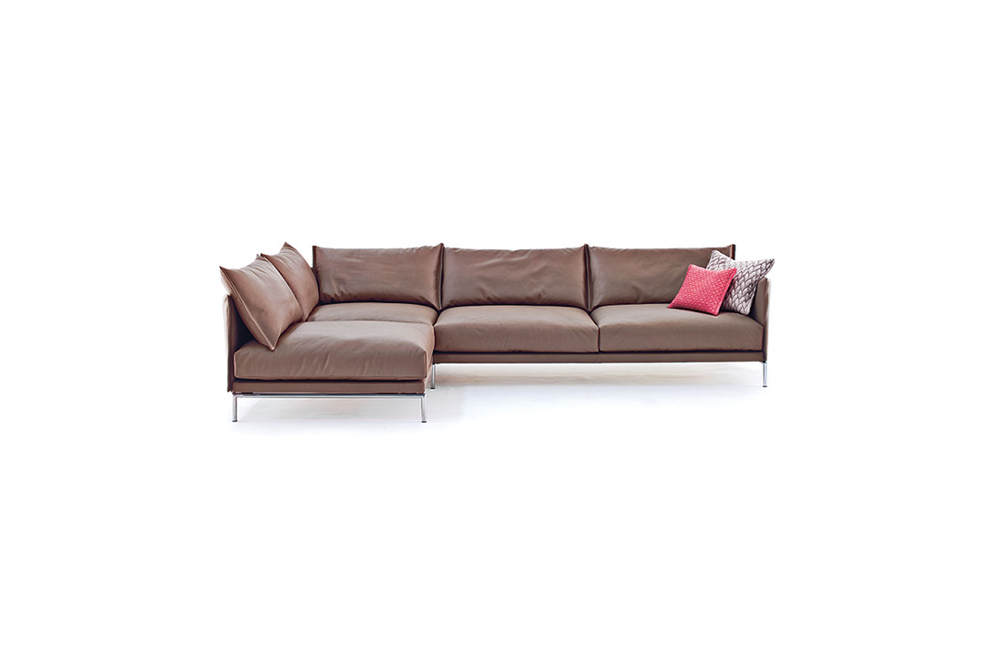 moroso gentry leather sectional sofa