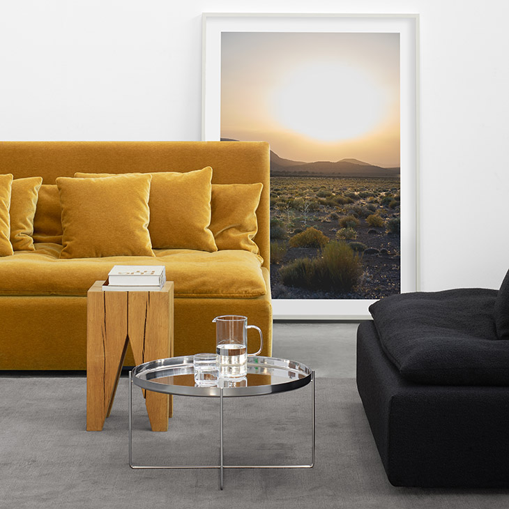 e15 backenzahn side table in situ