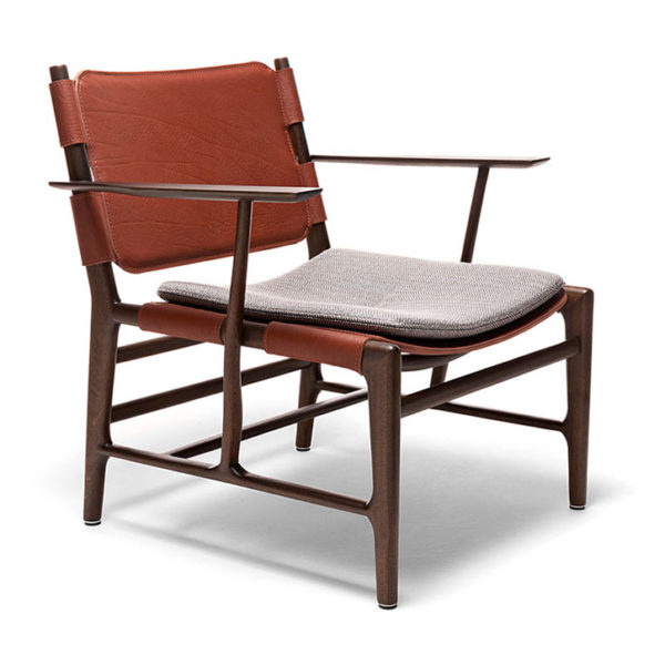 exteta levante armchair