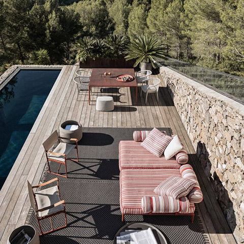b&b italia ribes outdoor collection in situ