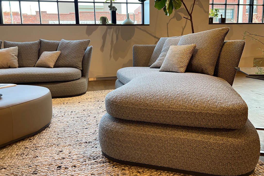 maxalto apollo dormeuse floor sample sale