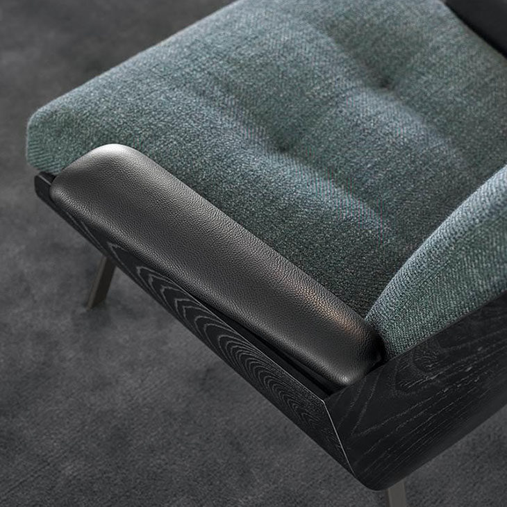 minotti daiki armchair in situ