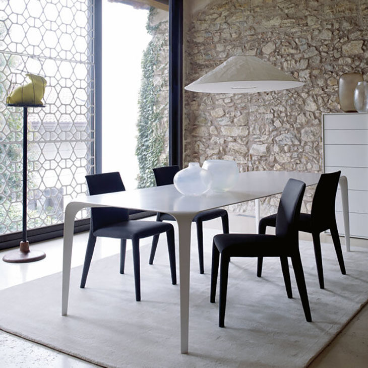 b&b italia vol au vent large dining chairs in situ