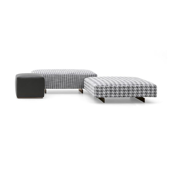 minotti damier ottomans