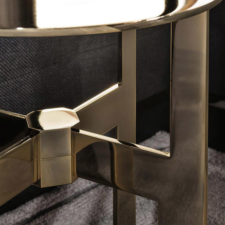 minotti ellis side table in situ