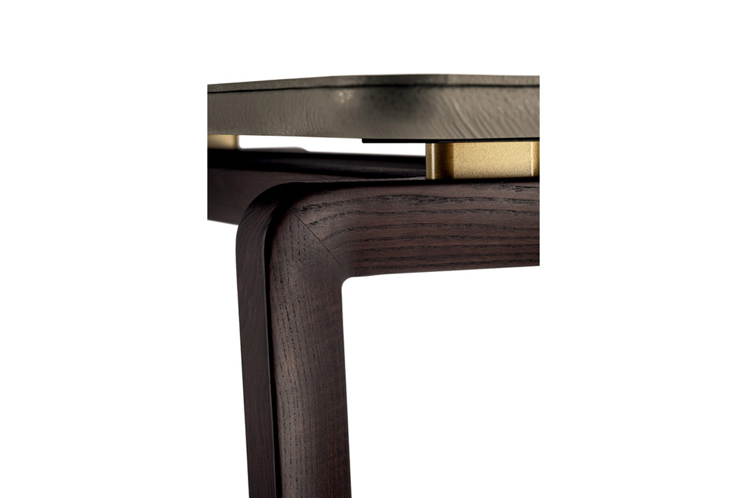 poltrona frau fidelio console table