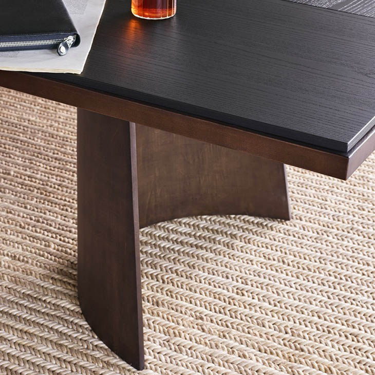 poliform kensington dining table in situ