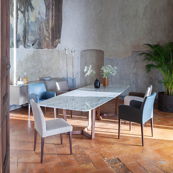 poltrona frau liz dining chair in situ