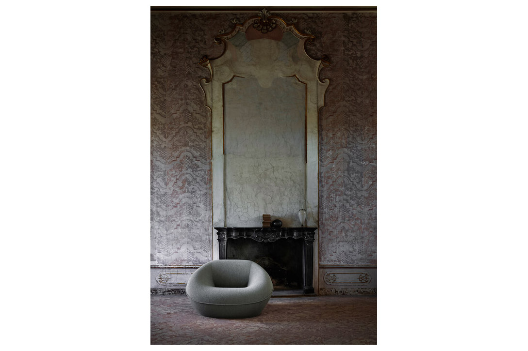 b&b italia tortello armchair in situ