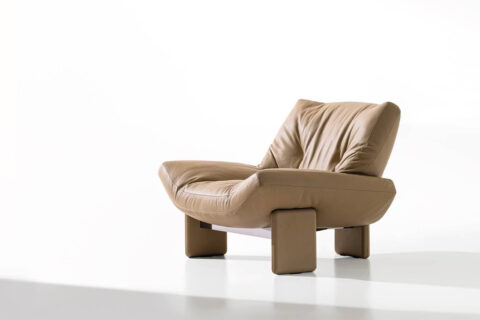 minotti emmi armchair in leather
