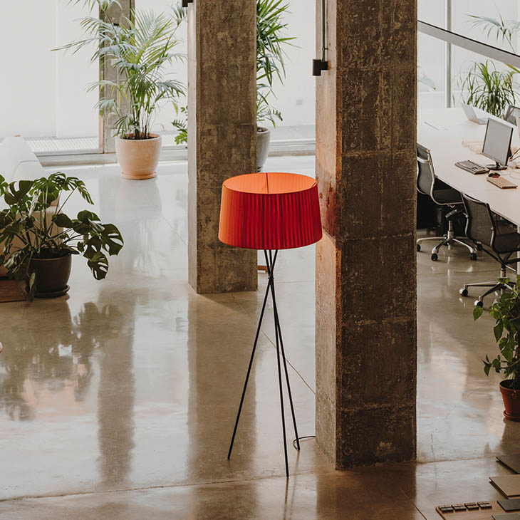 santa & cole tripode floor lamp red-amber shade in situ