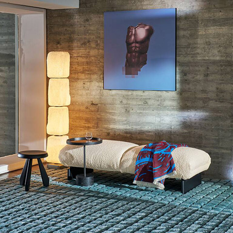 cassina mon-cloud ottoman in situ